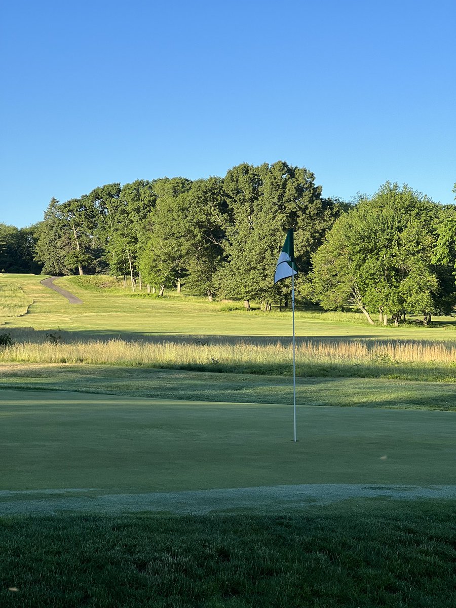 The course received some much needed rain the last 2 days. Back at it with a full course mow, 2x roll on greens and painted cups for the Ladies Member/Guest!