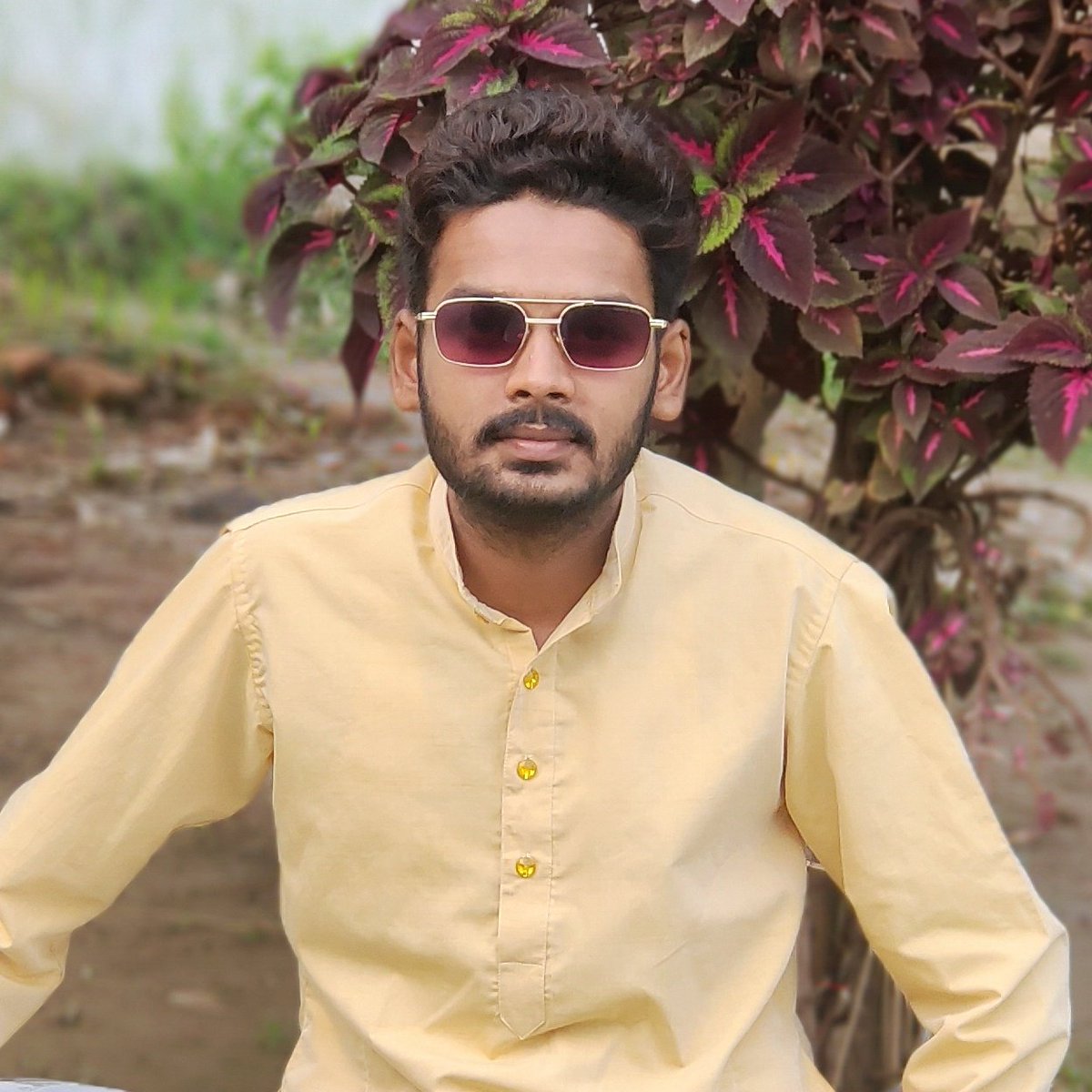 Md__Shakil's tweet photo. "अपने किरदार से महकता है इंसान"
"चरित्र को पवित्र करने के लिए कोई इत्र नहीं होता"
#NewProfilePic https://t.co/0lKy3omjVQ