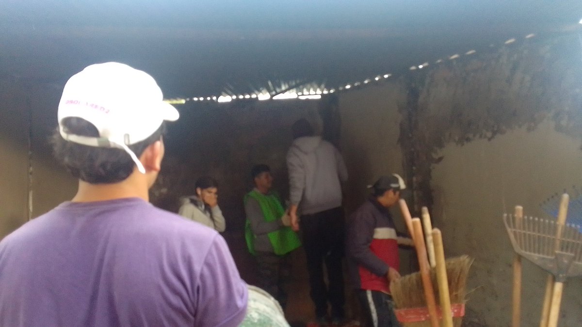 LauraLe08117108's tweet photo. Bendecido viernes , hoy con la cuadrilla ,empezando un nuevo proyecto para el bienestar de nuestra comunidad ; junto a la coordinadora vero Leite 
#BARRIODEPIE 
#CUADRILLA138 https://t.co/hzHE36D35M