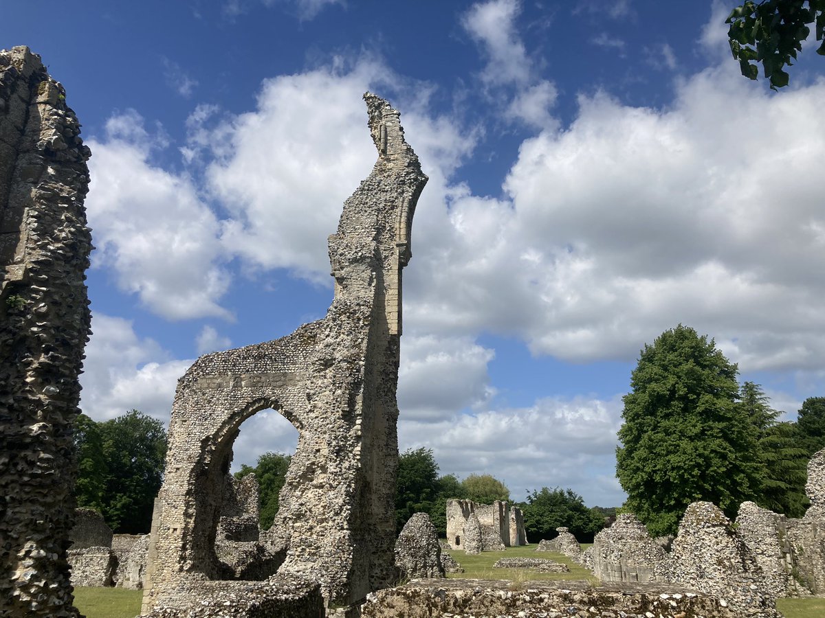 Excellent morning in #Thetford - at The Priory working out finer detail for upcoming events in partnership with @BreckCouncil and @EnglishHeritage - watch this space! #PlaceMaking #VisitorEconomy #Tourism