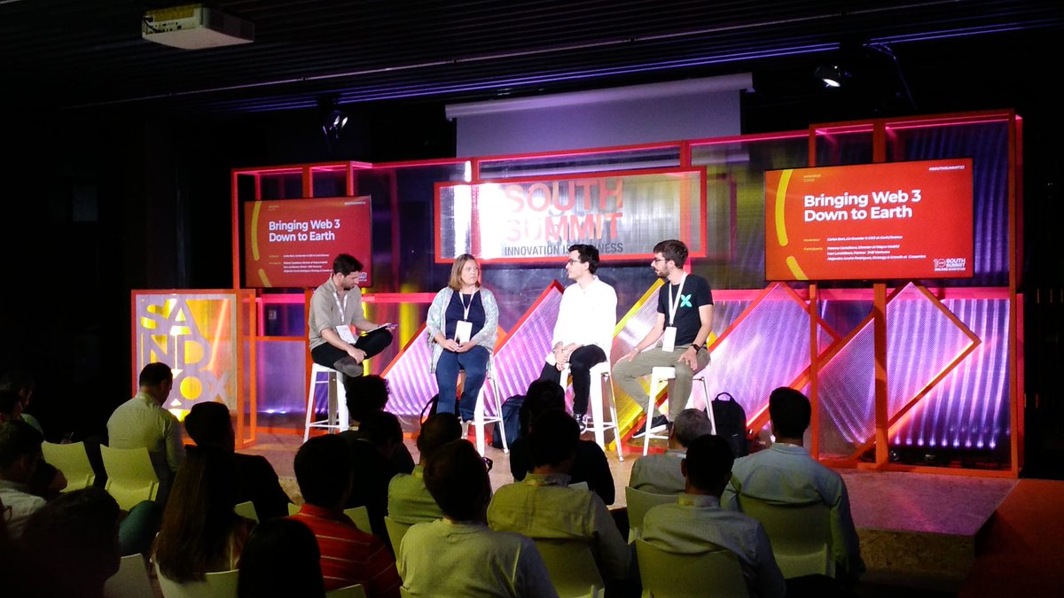 _celera's tweet photo. El #celeratalent @Carlos_Bort participando en el @south_summit en una interesante mesa redonda sobre la #WEB3 y su repercusión.🚀‼️🙌 https://t.co/cZHlYb9gVh