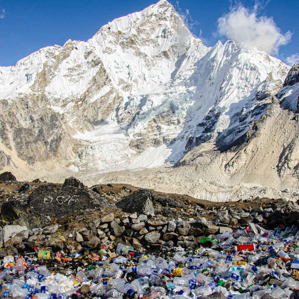 andersen_inger's tweet photo. Our lives are literally covered in plastic. People are paying a hefty price because of our throwaway culture. Time for countries to forge a global deal to #EndPlasticPollution. This will about jobs, opportunities, health and planetary wellbeing. 
https://t.co/PU9d5cSDT4 https://t.co/tsUXbcco4q