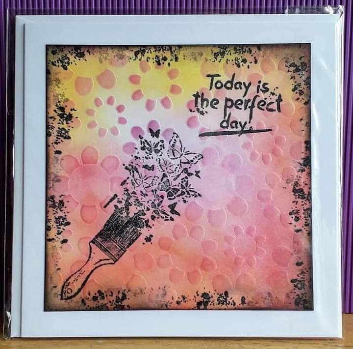 by_maxine's tweet photo. Wishing you a a wonderful weekend whatever you may be doing 💛😊
Today I'm sharing one of my 50p sale cards.
Lots of inking/stencils/embossing & stamping on this one.
#HandcraftedByMaxineB
#SupportSmallBusiness
#handmadecardsforsale #DistressInks #TodayIsThePerfectDay https://t.co/I5q70i3MFk