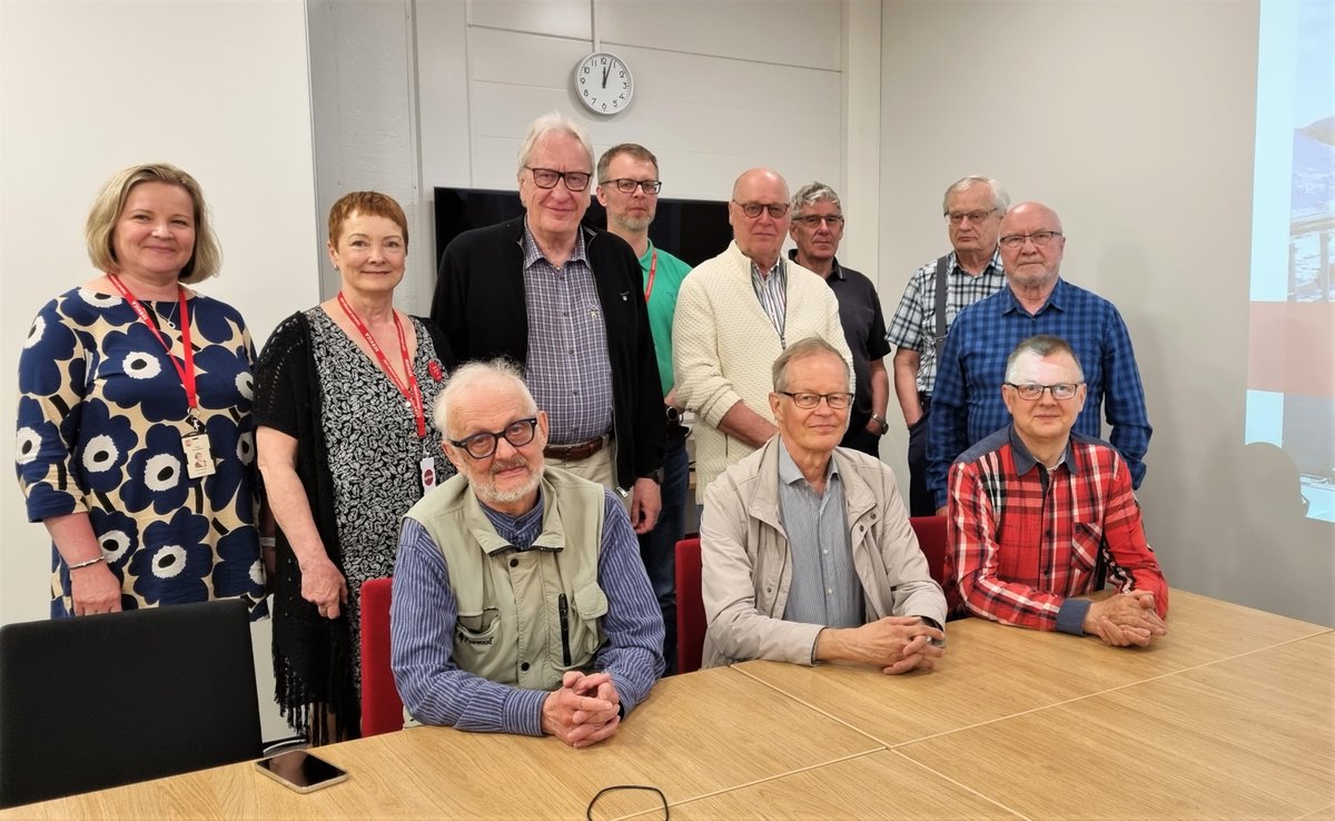 Servica01's tweet photo. Saimme vieraaksemme Kuopion teknisen toimen eläkeläiset. Aiheina Servican kuulumiset ja tietenkin meidän rakennushanke 🏗️🚧 https://t.co/nXwBaVwP2G
