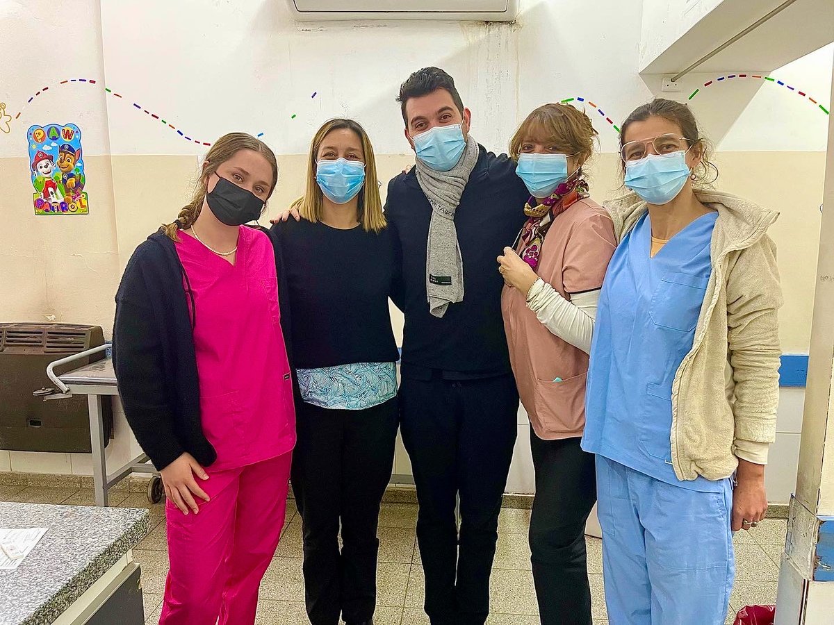 OSUGlobal's tweet photo. Via @cfhi education program in Córdoba, #BuckeyesAbroad biology and pre-med major @mlmccracken2 is working alongside emergency department doctors at Hospital Pediátrico de Niño Jesús and comparing healthcare systems in the U.S. to those in Argentina. #ASCintheField #GlobalHealth https://t.co/PafD4QYUCY