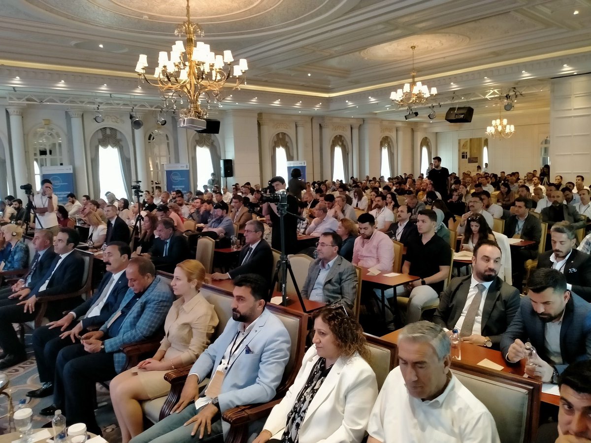 MuslumErbayy's tweet photo. İşte Van👍
Van’ın özlediği kare; Vanımızın büyük fotoğrafı👏 
Biz hep beraber daha da güçlüyüz. Katılımlarınız, anlayışınız ve sabrınız için teşekkürler.İyiki varsınız. @turkonfed  @CelalYALVA4 @NecdetTakva @zahirkandas @izzetcobann @faruk_biner @Nayifsuer @OrenciYakup @Sahin065 https://t.co/f5lvxOgawY