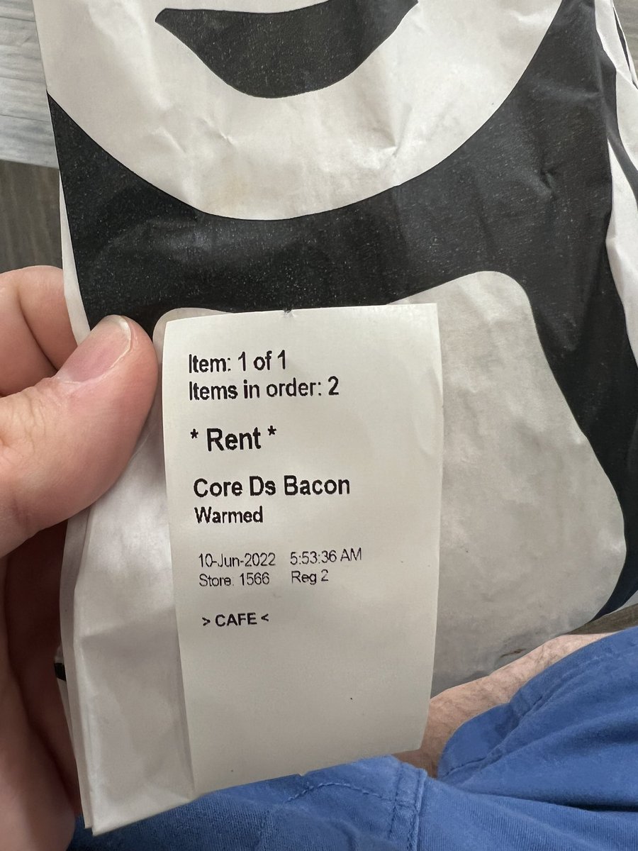 I believe only 3 times in my life has my name been misheard as “Rent”. And all 3 of these times has been during this layover from hell in El Paso. ✈️