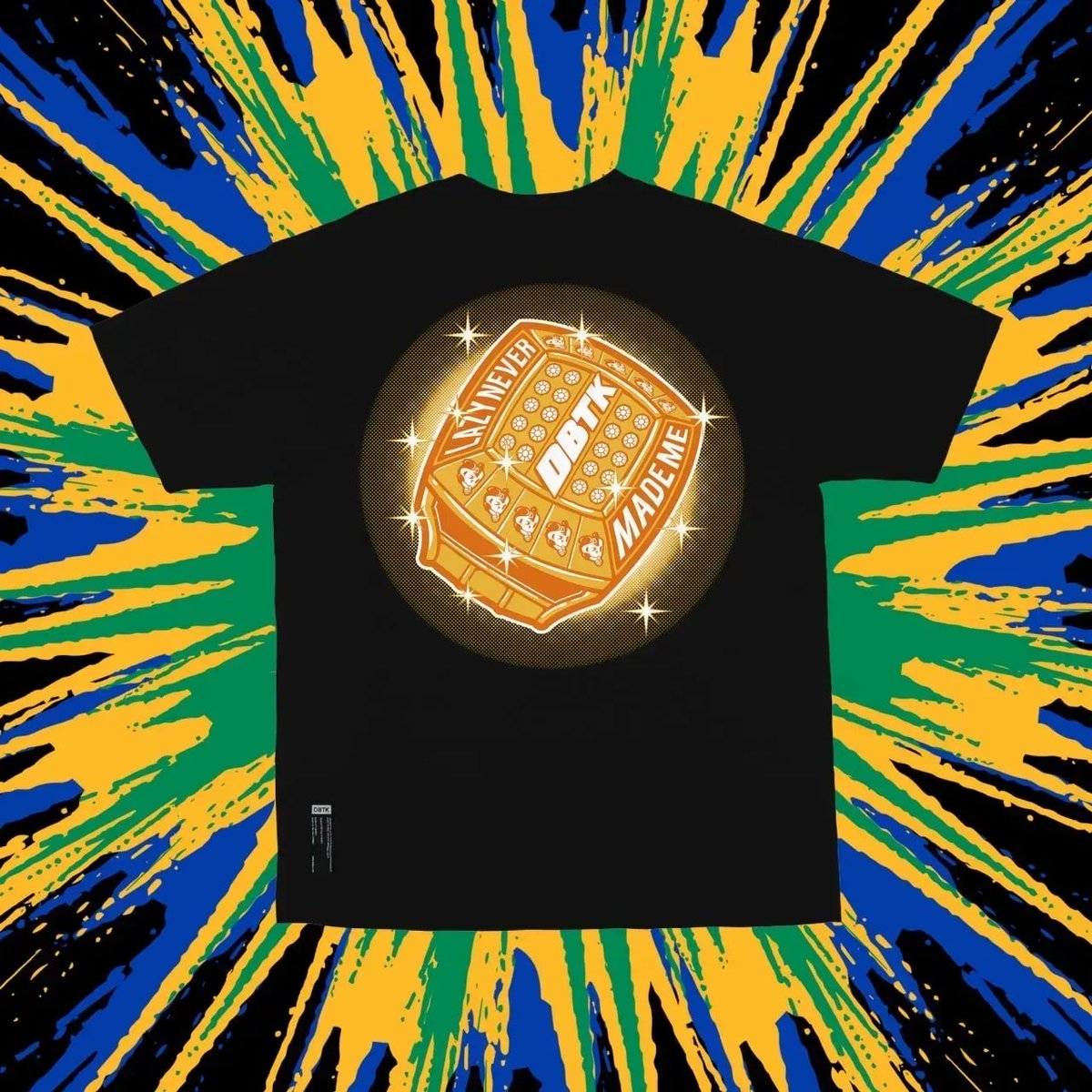 dbtkco's tweet image. THE FINALS TEE 🏆
WHO YOU GOT?

👌 or ☘️?

950PHP / Sizes: S-XL (oversize)
Available for PRE-ORDER starting June 11, 2022 (12mn), at dbtkco.com.
Limited pcs only. Online exclusive.

Estimated date of shipping is on July 4-9.

#DBTK
#Quickstrike