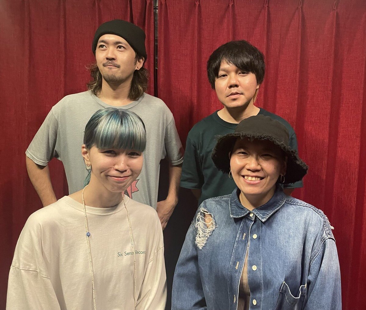 omoitrans's tweet photo. 【お知らせ📢】

6月26日（土）@ 桜坂セントラル
メンバー出揃いました！！\👨‍👨‍👧‍👧/

✅Gt.&amp;cho.うえま
✅Ba.&amp;cho.みなみ

全員歌える4ピース編成で
お届けします！✌️

お楽しみに〜！！！！！🎉🎉 https://t.co/H1Fys5sGMG