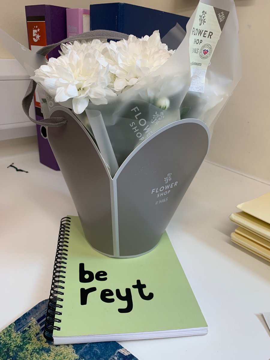 charlieBNHS's tweet photo. When you come into work and these are on your desk. Such a wonderful team to work with. #urology #Chestnutunit #UHP #derriford #thankyou #bereyt https://t.co/O90v0nDH0H