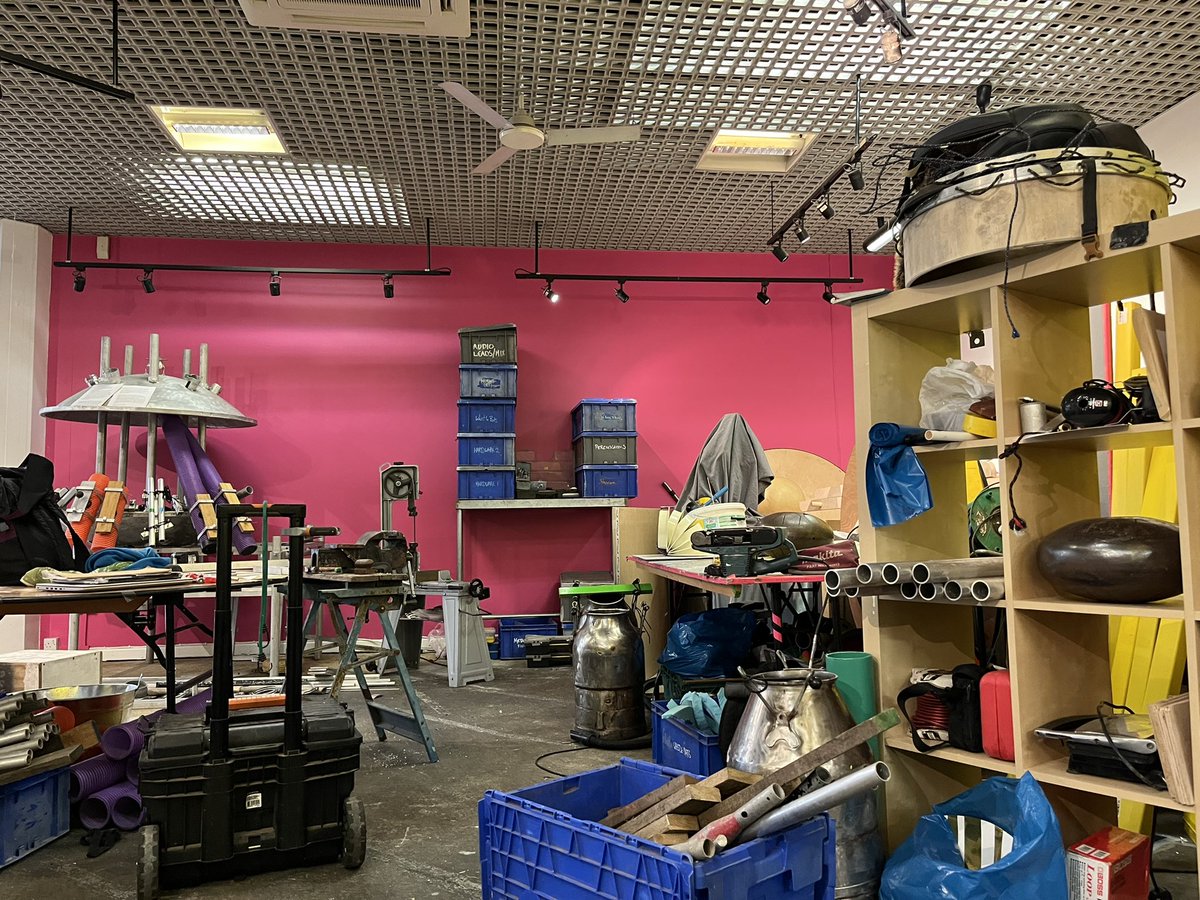 PlayfulAnytime's tweet photo. Ben’s work space in the #PlayLabLeeds https://t.co/OdmuItMLGw