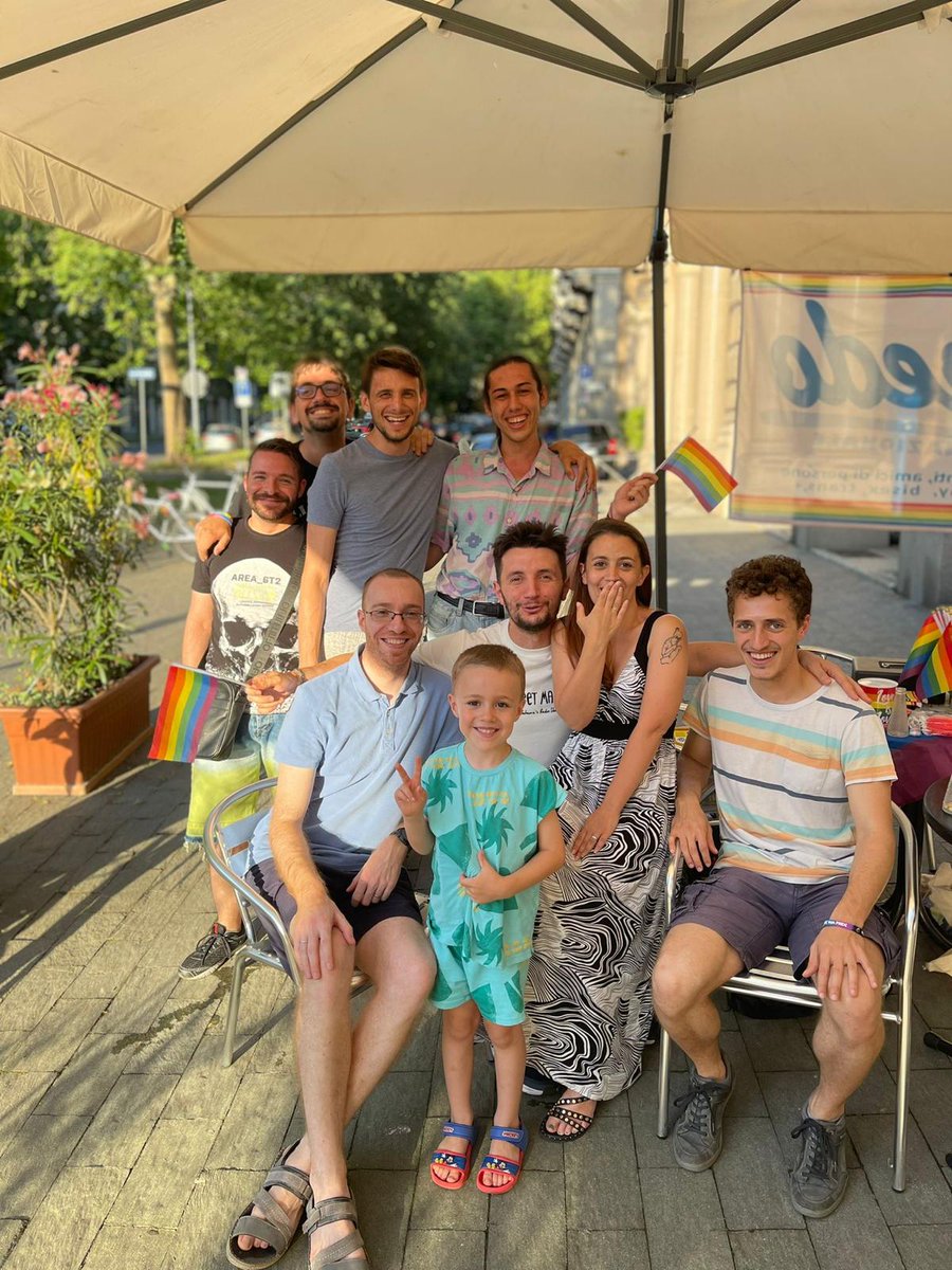 NovarArcobaleno's tweet photo. La #NovaraPride week procede ancora.
Manca sempre meno alla parata:

-2 https://t.co/oqOwJD4N42