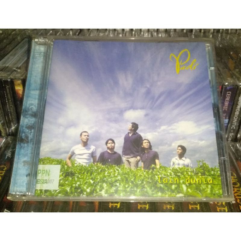 M E V E R I C K tweet media