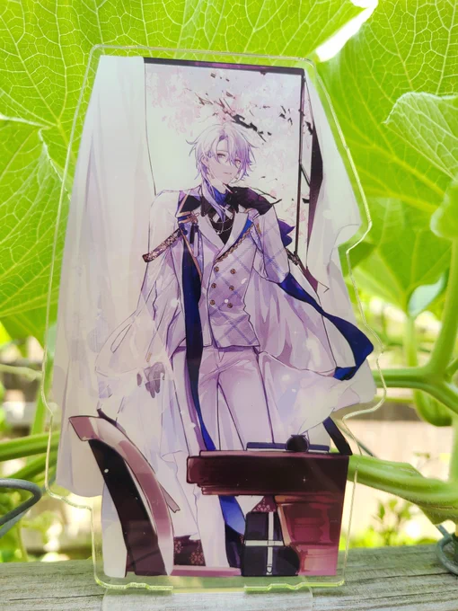 And the final reveal - the standees ! 