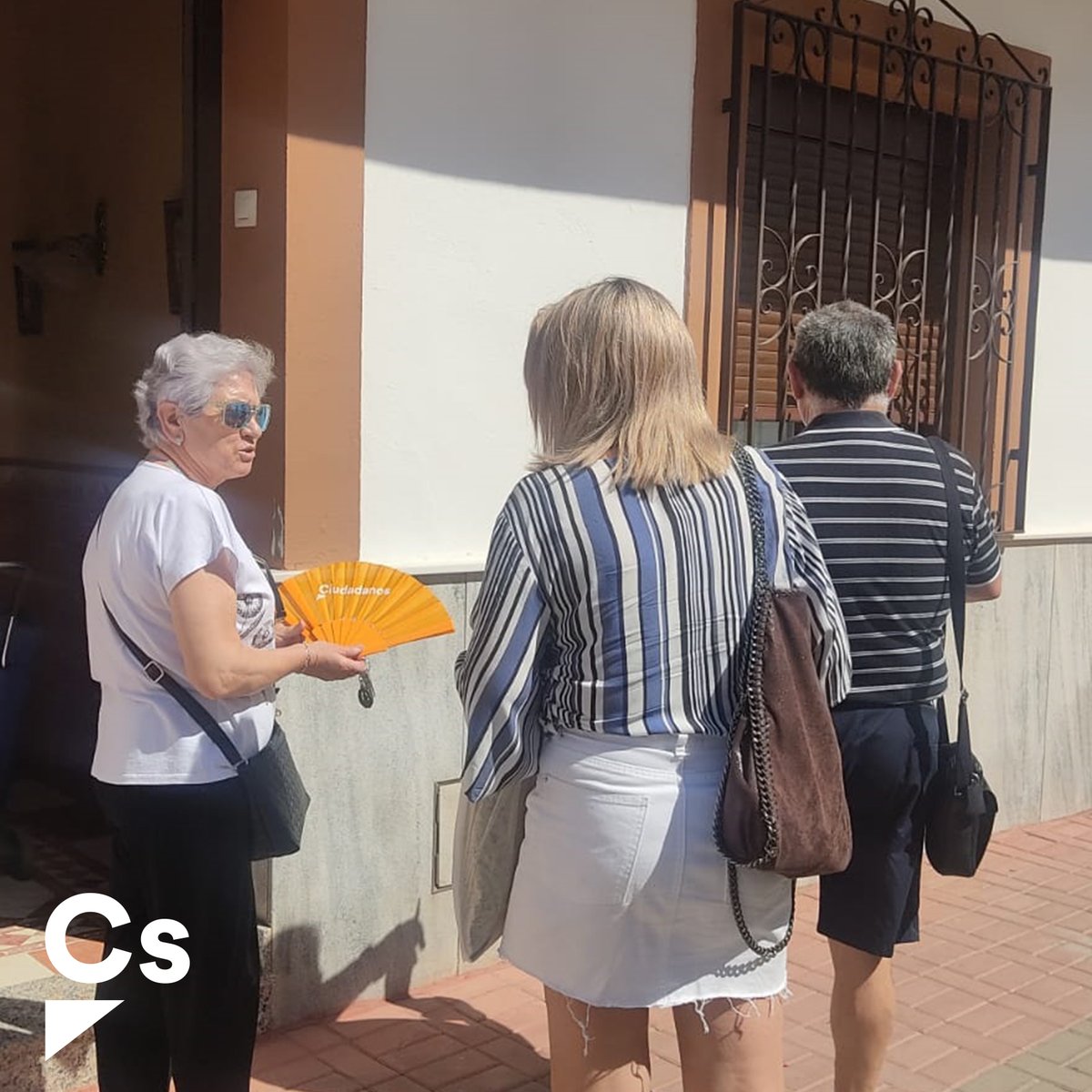 🟠 Y hoy, en #Villafranca, donde he tenido la oportunidad de conocer a gente maravillosa y personas que saben el buen trabajo que <a href="/Cs_Andalucia/">Ciudadanos Andalucía</a>  ha realizado en estos cuatro años en la Junta de Andalucía.
·
#ElCambioQueFunciona💚