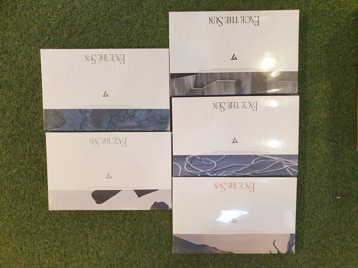 2kjSofea's tweet photo. WTS KPOP Latest Sealed Album🇲🇾🌏

Sales reflect @ Hanteo on 17/6
ETA 28/6

#BTS RM196 Standard RM256set
#Seventeen RM68/RM350set
#GOT7 RM68
#NCTDREAM PB RM66 Digipack RM59

can choose ver
DM to buy
#pasarkpop #pasarseventeen #pasarBTS #pasarNCT #pasarGOT7 #pasarnctdream #pasarSVT https://t.co/LiaFhCgd0P