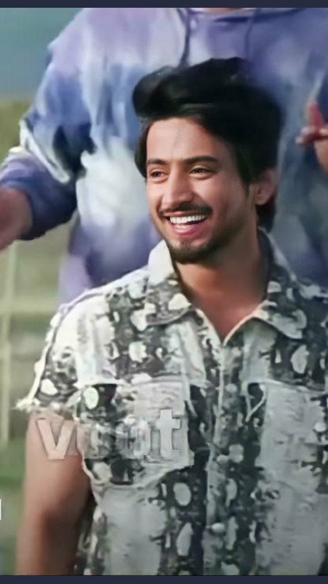 official_fairuh's tweet photo. His first look on TV @Mr_Faisal_S07 

#MrFaisuInKKK12 #Faisusquad #fairuh #fairuhian https://t.co/4pW5z7Fsxq