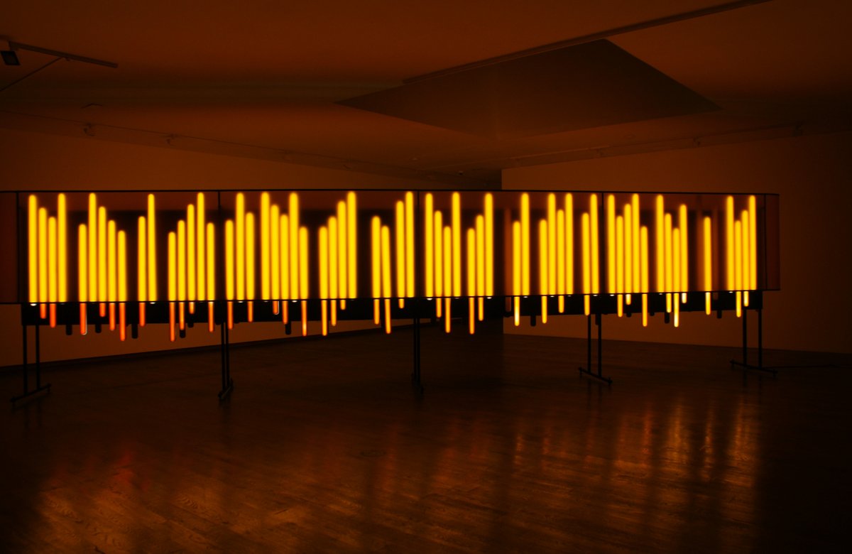 FundLuisSeoane's tweet photo. E, grazas ao @ResisFestival podemos disfrutar de LIMEN, unha espectacular peza de @vilanova_marc que afonda nos límites da percepción a través da luz fluorescente e dos ultrasons
#NuevaBabilonia #artecontemporanea #LIMEN #RESIS #fundacionluisseoane #culturacoruña https://t.co/fbqdyeWqPa