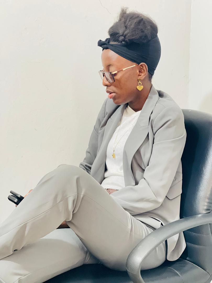 belbinya's tweet image. "Même le silence à une voix, répond parfois par ton silence que les mots, tout n'est pas à répondre, ce dernier cache tes faiblesses et ta position vis à vis de tes ennemis"