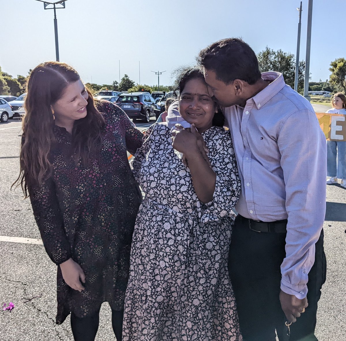 Omar_Dehen's tweet photo. There were many loving embraces this afternoon. #backtoBilo @SBSNews https://t.co/PL6kPrIZ8q