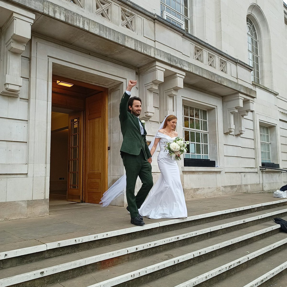 It’s fri-yay!

Congrats to Billy and Riccarda!
Wishing you all the best for the future thank you for choosing Hackney Venues