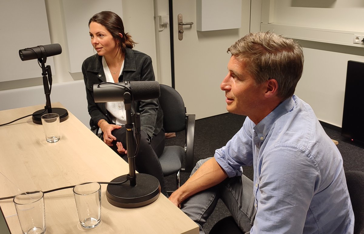 Wie beeinflusst Lernen unsere Immunität? Über ihre Forschung zum #Immunsystem berichten @MartinHadamitz1 und <a href="/LauraLueckemann/">Laura Lückemann</a> von der <a href="/UniklinikEssen/">Uniklinikum Essen</a> in der neuen Folge des Podcasts #kannstevergessen des #sfb1280. Reinhören:  👉 sfb1280.ruhr-uni-bochum.de/podcast ^lb