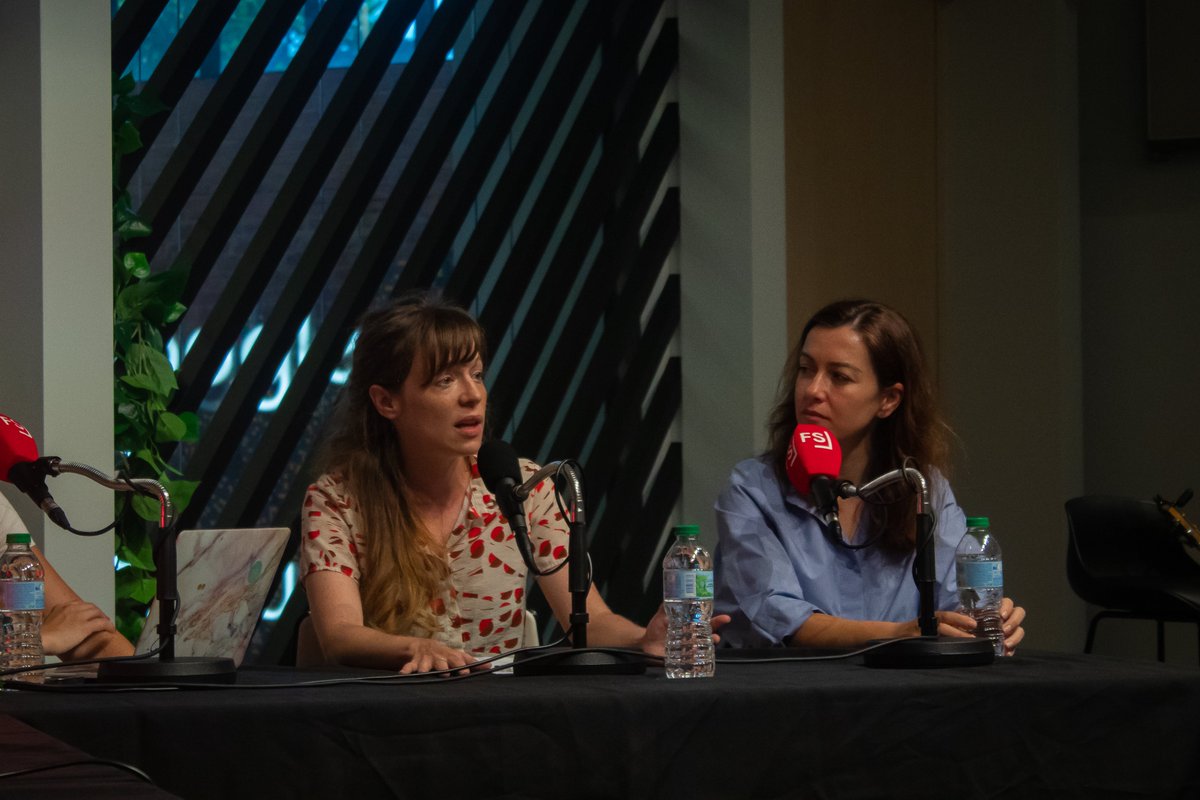FemalestartupsL's tweet photo. Algunas imágenes del Episodio Especial de #FSLpodcast el pasado 7 jun desde @GoogleStartupES 🏠, a quienes solo podemos dar las GRACIAS.
Auditorio lleno en la previa del #SouthSummit22 🔥
Gracias @luzrello @SoyGema @Lenacarrilero por vuestra generosidad y valentía. https://t.co/5lH5QDEG4l