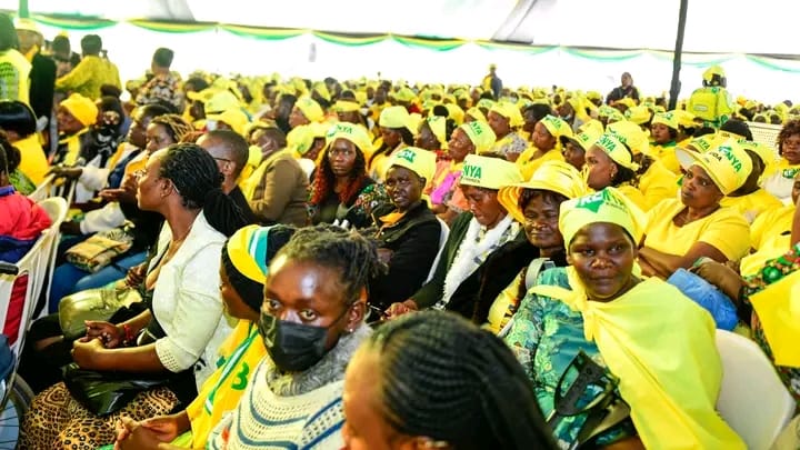 Historic Moment. Women gather at the Nyayo Stadium to witness the Signing of The Kenya Kwanza Women  Charter. 

#KenyaKwanzaLadiesFirst