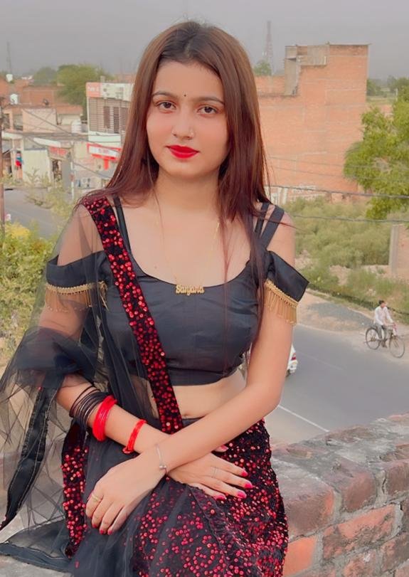 Muskanyadav90's tweet photo. आज का शब्द सादगी! https://t.co/AZCaiMPbEK