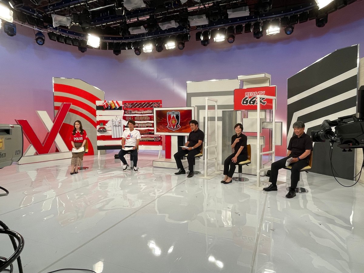 REDSLADIES's tweet photo. 今夜23:00〜放送の『テレ玉 #REDSTVGGR 』は #三菱重工浦和レッズレディース 特集👏
#森栄次 総監督, #楠瀬直木 監督, #猶本光 選手が出演😃
シーズンを振り返って語っていますのでお見逃しなく~📺
#三菱重工浦和レッズレディース
#テレ玉
#GGR https://t.co/O5JfqlUh1Q