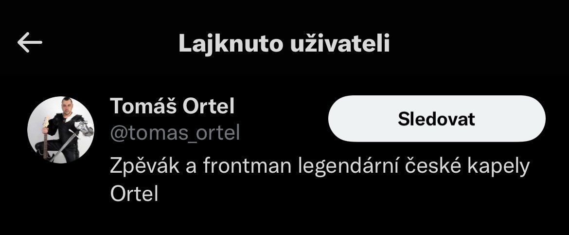 magera__'s tweet photo. Cvrlikací okamžik https://t.co/X3tp1qv9F9