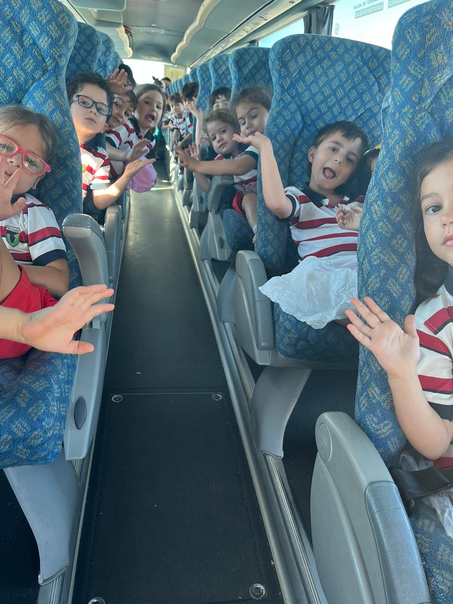 ColegiosElValle's tweet photo. ¡Qué emoción! Por fin, después de tanto tiempo,
volvemos al @anemiliohurtado ✌️
#ColegiosElValle #Granja #EducaciónInfantil #2INF #VB #ElValle https://t.co/C1JmkPLiVc