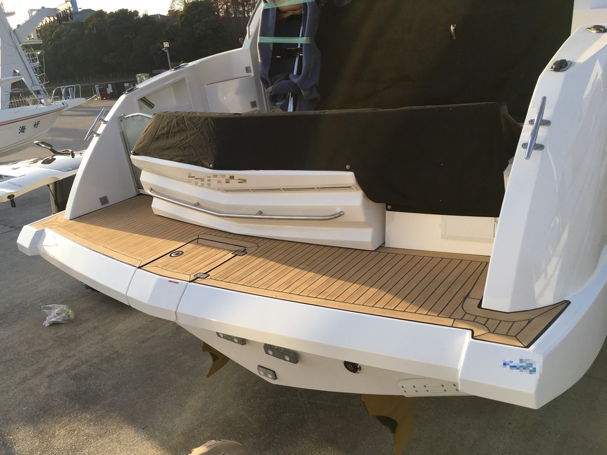flexiteek_jp's tweet photo. YAMAHA イグザルト36の施工のご紹介です！

詳細ブログはこちら
https://t.co/3LWi9qEoeX

#フレキシチーク #flexiteek #ボート #クルーザー #サロン #クルージング #yacht #セーリング  #船用チーク調床材 #合成チーク #チーク  #フロアマット #メンテナンスフリー #フィッシング #釣り #高圧洗浄のみ https://t.co/jEfn3eaL2U