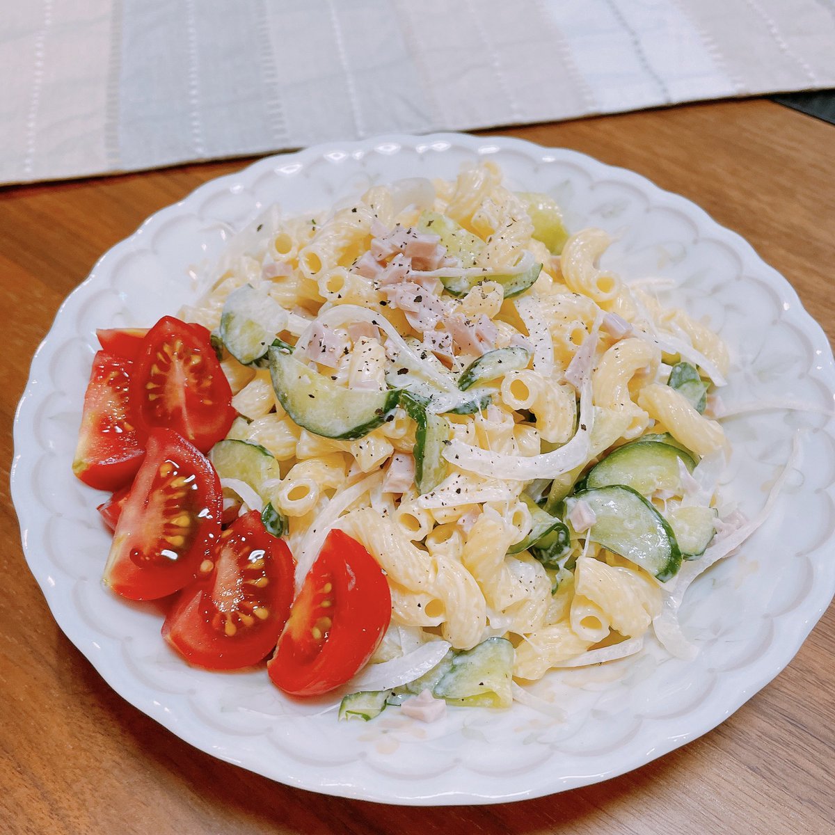 Ririmacooking's tweet photo. しっとりなめらかマカロニサラダ🤍
シャキシャキつるん♪
おつまみにもおかずにも◎
https://t.co/YpeFxTZNsL https://t.co/8gfcTbZJZS
