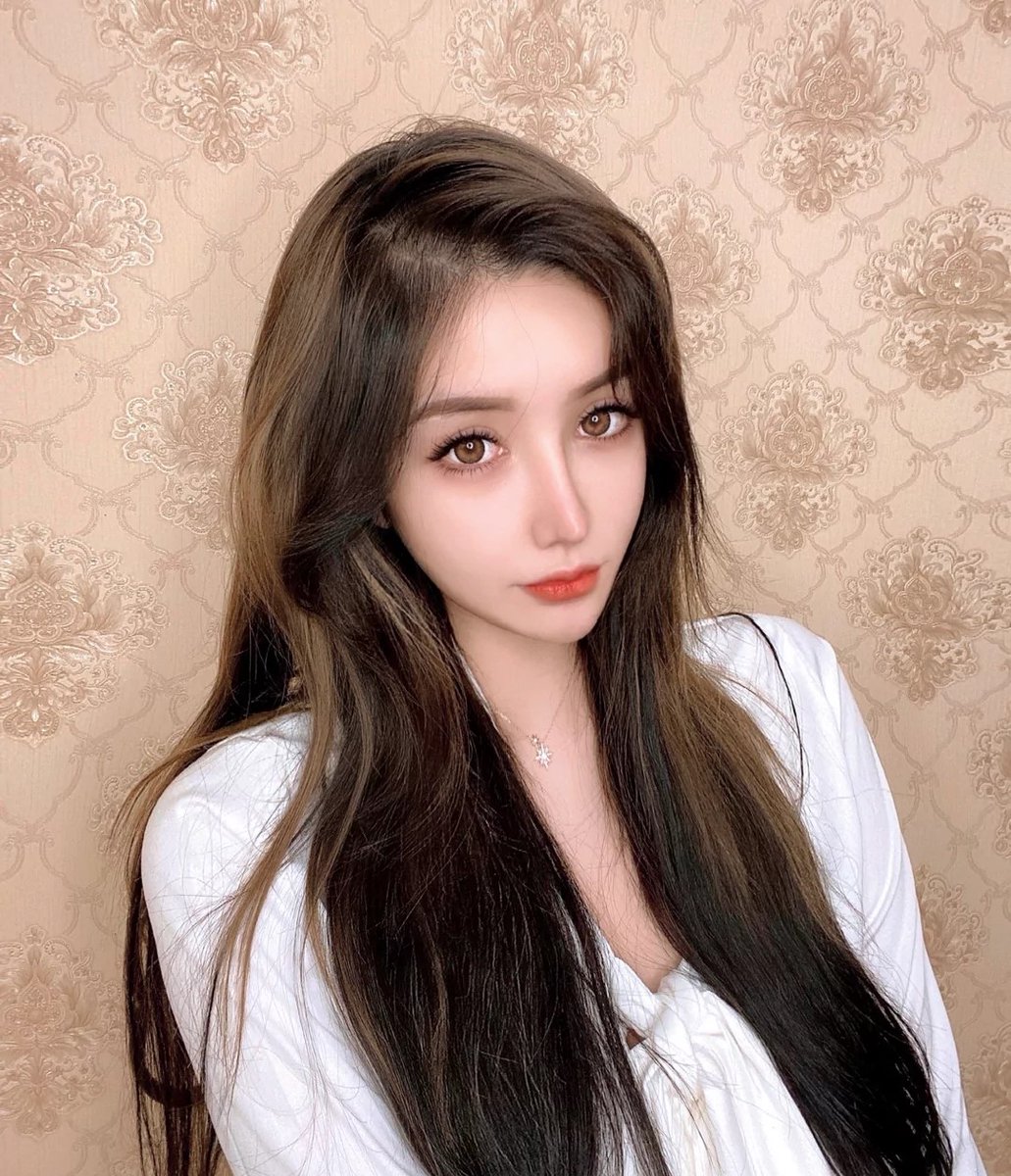 SarahGa12376698's tweet photo. 贵阳 约 炮  贵阳 楼 凤  

❤️天使颜值.魔鬼身材
细长筷子腿A4腰.肤色滑嫩白皙
低素质及不良嗜好的客户属不接待

服务项目一应俱全，只有你想不到，没有做不到的

+ q  235150 4733

昆明  约  炮  昆明 楼 凤 https://t.co/3qPJvwuhPU