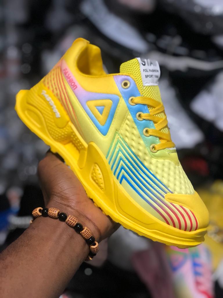sofabstores's tweet photo. Sneakers available for immediate pick up

Price is 10500
Size 37-42

To order,kindly click on link in bio Or send a DM. You can also visit our Instagram page @sofab.stores thank you

Dubai https://t.co/rsxdA6mQjT