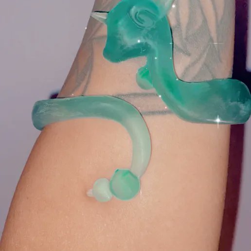 Someone printed my Dragonair bracelet with resin and I'm in love with it!

#Pokemon #3Dprinting

cults3d.com/en/3d-printing…
cults3d.com/en/3d-model/je…