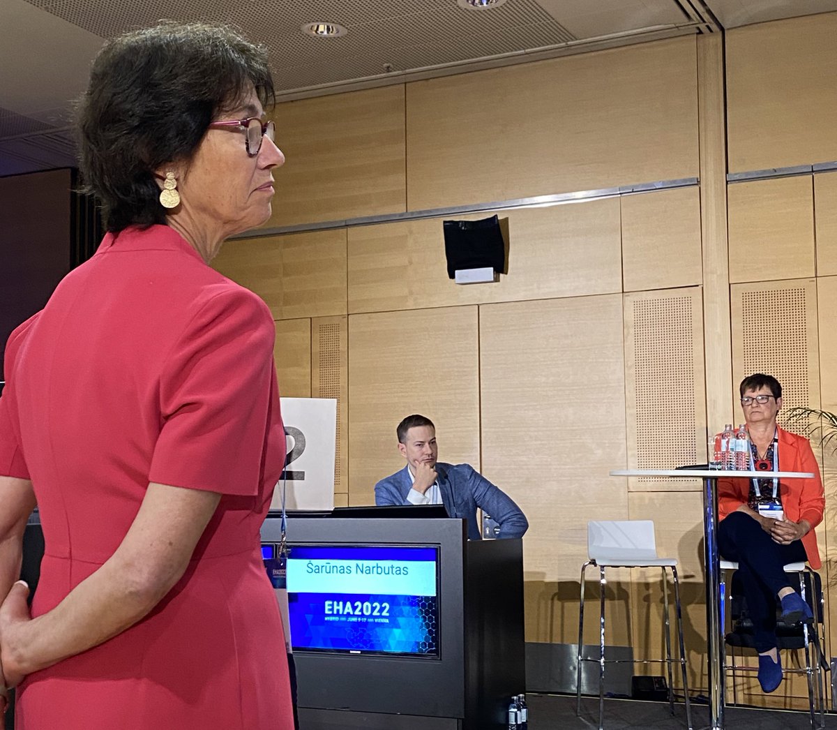 EHA President <a href="/EHA_Hematology/">European Hematology Association</a> says we’re ‘preaching to the converted’ and calls for these policy/patient/advocacy sessions to be in the plenary next year

Credit to Elizabeth for dedicating 4 hours today with #PatientAdvocacy colleagues at #EHA2022 with schedules so busy 👏