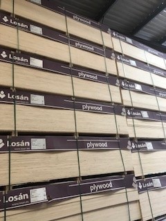 Palmertimber's tweet photo. Available ex stock but going quickly - 2440 x 1220 x 15mm BB/BB Poplar Throughout Class 1 Interior Plywood.
Incredibly lightweight and ideal for the caravan trade.
Call today on 0121 559 5511 to secure your order whilst stocks last. https://t.co/LN95NYHgfl