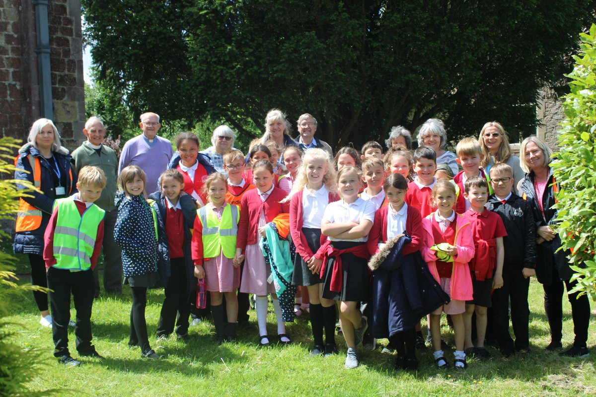 #WLPSWestbury Yr4 celebrating and learning about #Pentecost Holy Trinity Church Dilton Marsh.
#InspireAspireAchieve #SalisburyDioSchools
@SDBE_Update @MatraversSchool @RChoiceWilts