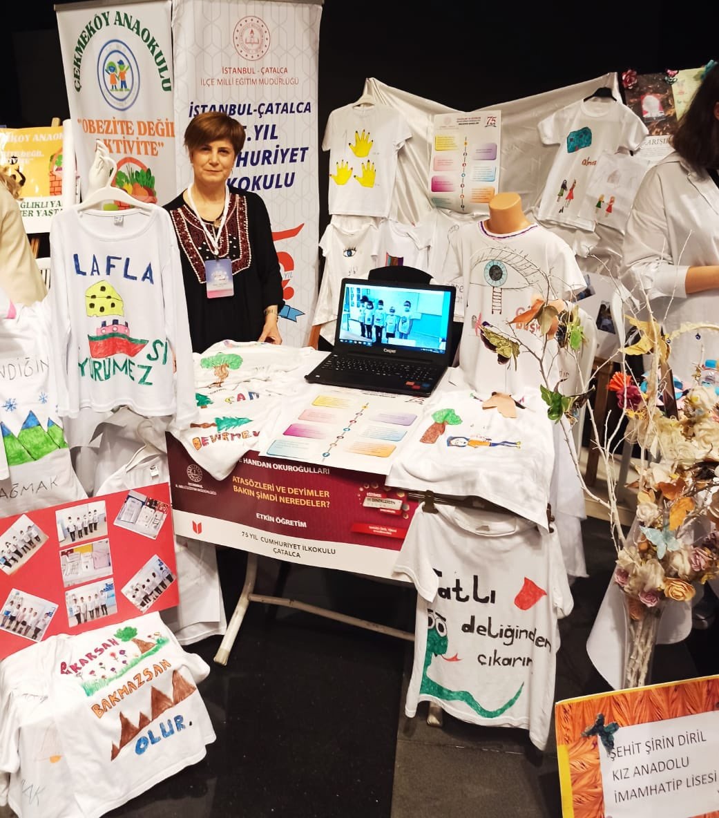 ♦️İl Millî Eğitim Müdürlüğü olarak Eğitimde İyi Örneklerden Özgün Uygulamalara Proje Sergisi ile eğitimin her alanında yenilikçi, özgün, işlevsel materyal ve etkinliklerin üretilerek yaygınlaştırılmasını hedefliyoruz.

#özgünuygulamalaristanbul

<a href="/tcmeb/">Millî Eğitim Bakanlığı</a> <a href="/memleventyazici/">Levent Yazıcı</a>