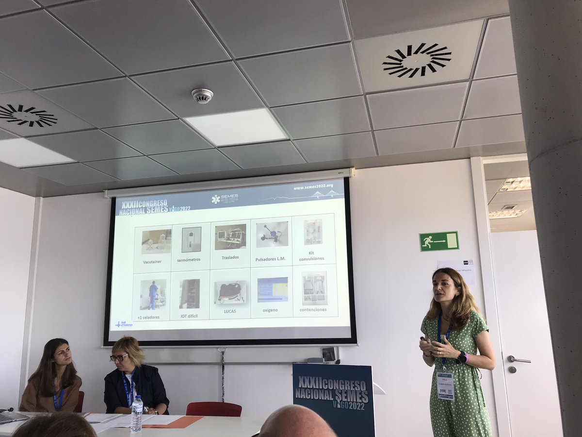 adjuntosdeurgen's tweet photo. La Dra @sheilarr1980 nos explica como ha sido posible la implementación de un panel de seguridad en urgencias para identificar las incidencias y así mejorar la calidad asistencial #SEMES2022 Gracias a todos @InfermeresUrg @irene_c_84 #celadores #administrativos https://t.co/OVvzRmZtyJ