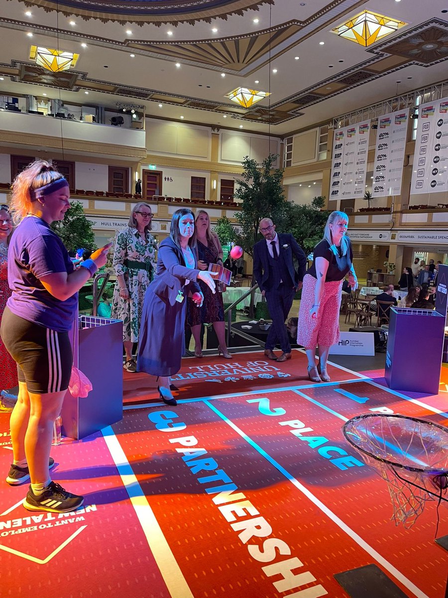_aurainnovation's tweet photo. It's here - #TheBusinessDay2022!👋

We're joining the @UniOfHull at their amazing stand on stage in the main hall, so you won’t miss us.

Come speak to the team about the wide range of business support we have available and challenge yourself in the race to #NetZero.🏎 

#HBW2022 https://t.co/oHPKUYQKmw