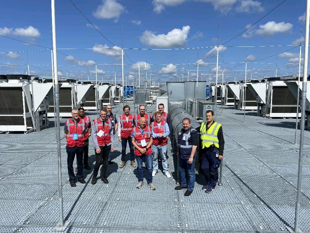 Yesterday we opened the doors of our #Amsterdam 1 Data Center to the public for #NationalDataCenterDay 2022 in the #Netherlands. Thanks to everyone who joined us! Read more about Amsterdam 1 here: bit.ly/3NE2Qr9 
#datacenter #colocation #connectivity