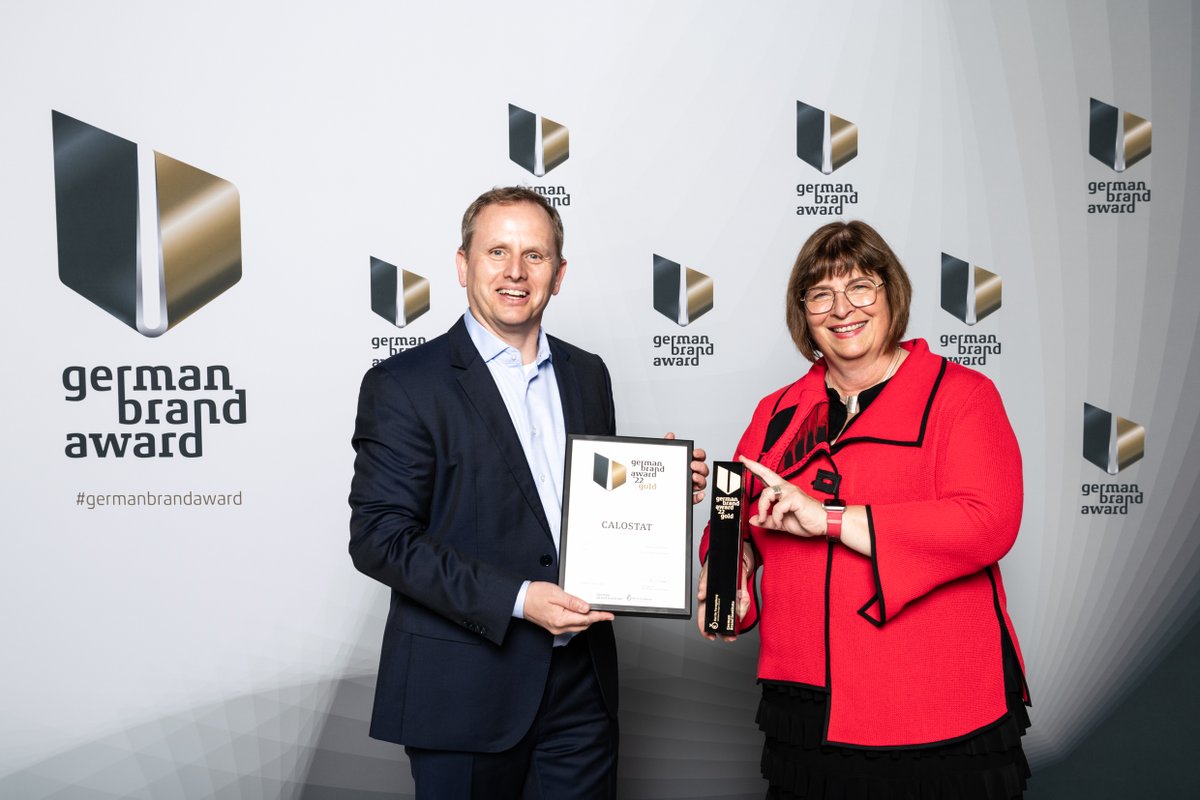 Evonik_DE's tweet photo. Gold für CALOSTAT® 🥇: Die #Evonik -Marke für nicht brennbare #Hochleistungsdämmstoffe hat den German Brand Award 2022 in der Kategorie "Excellent Brands: Building &amp; Elements" vom Rat für Formgebung - German Design Council gewonnen.  https://t.co/tuTJCG4W5w https://t.co/SqgEq6NHLH