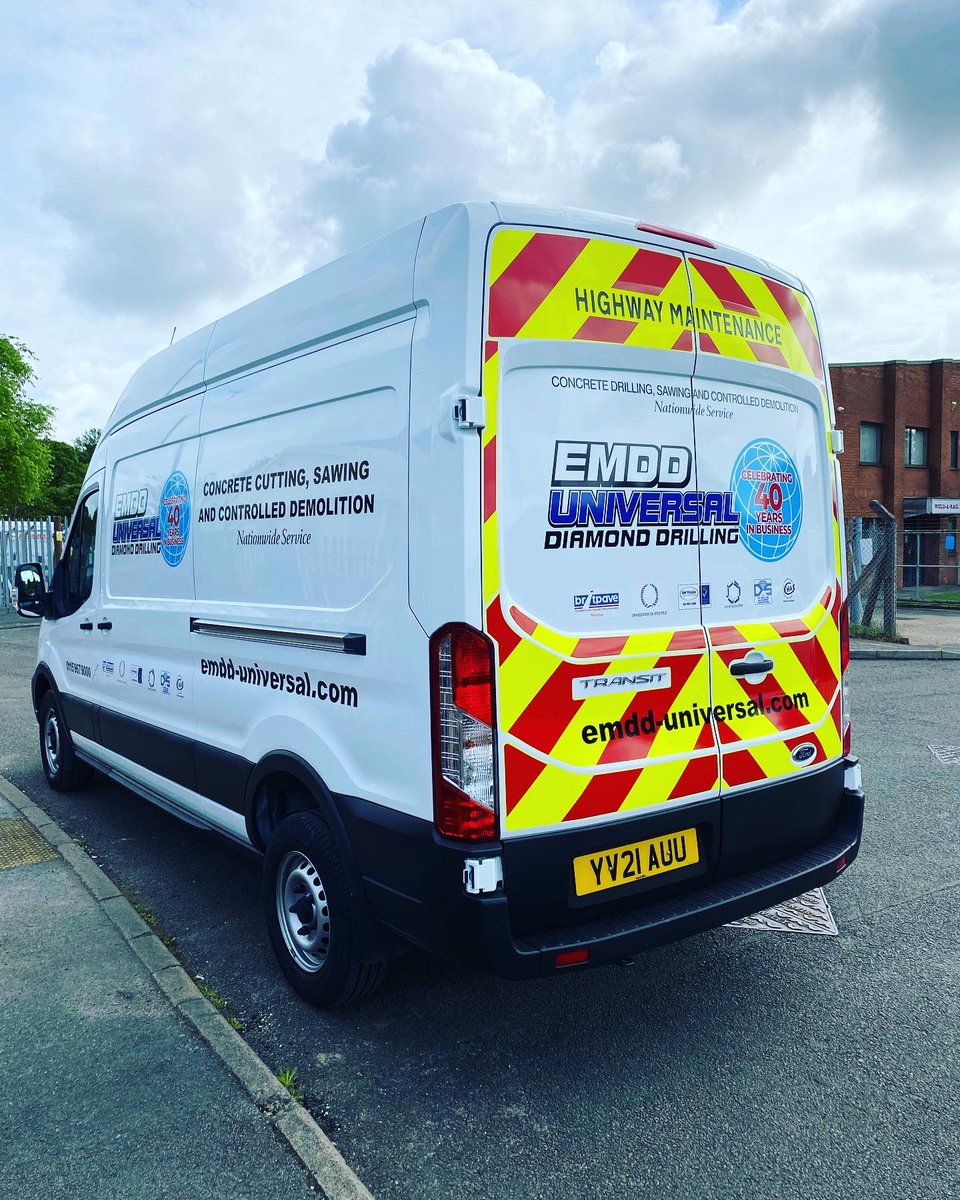 EMDDUniversal's tweet photo. As we trade our way out of the pandemic and deal with the going supply issues faced in our industry, itโs great that in the past week we have taken delivery of a new van for the fleet. #newvan #upgrade #investment #ongoinginvestment #tradingon https://t.co/vRviGkRAHY