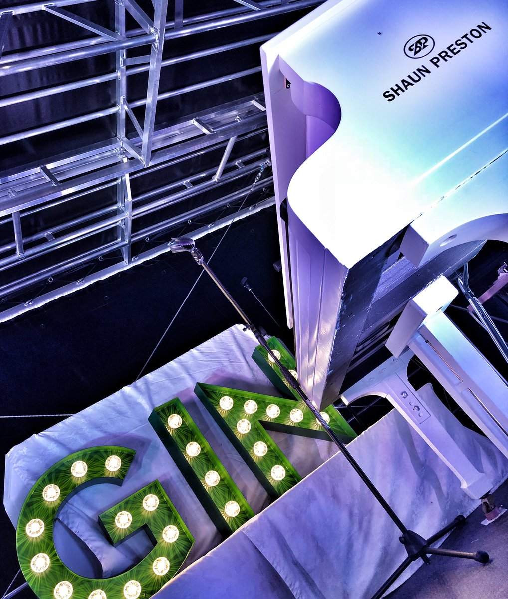 OwdNellsTavern's tweet image. GinFest is on its way!!! #canalside #owdnells #gin #fest Local, Dry, Pink &amp;amp; Fruit gins on offer, LIVE music throughout the week-end… FREE ENTRY