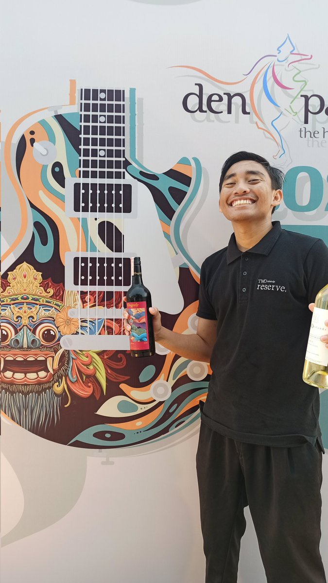 We are now at Bali Rockin Blues Festival! 

Let's join us in Sanur, Mertasari Beach!