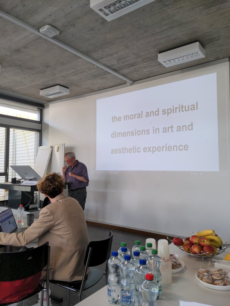 Andrea R. English tweet media