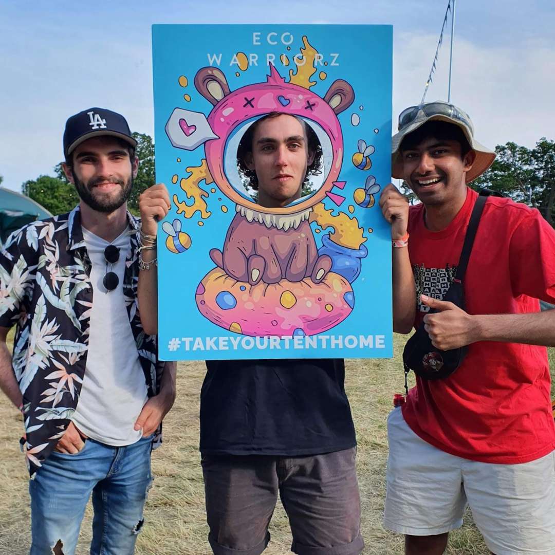 #Ecowarriorz message is always the same #takeyourtenthome ⛺ And #leavenotrace These happy campers were behind us at Creamfields. Look out for us in the fields of the iconic Isle Of Wight Festival. Where we will be helping festival-goers make clean campsites the new normal 💚 😍